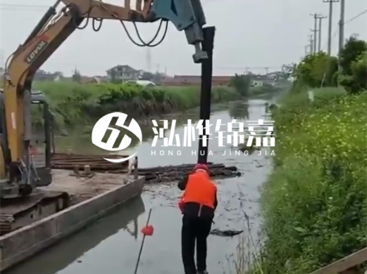 水挖打木樁專業(yè)團(tuán)隊(duì)泓樺錦嘉-最大可以打幾米的木樁？