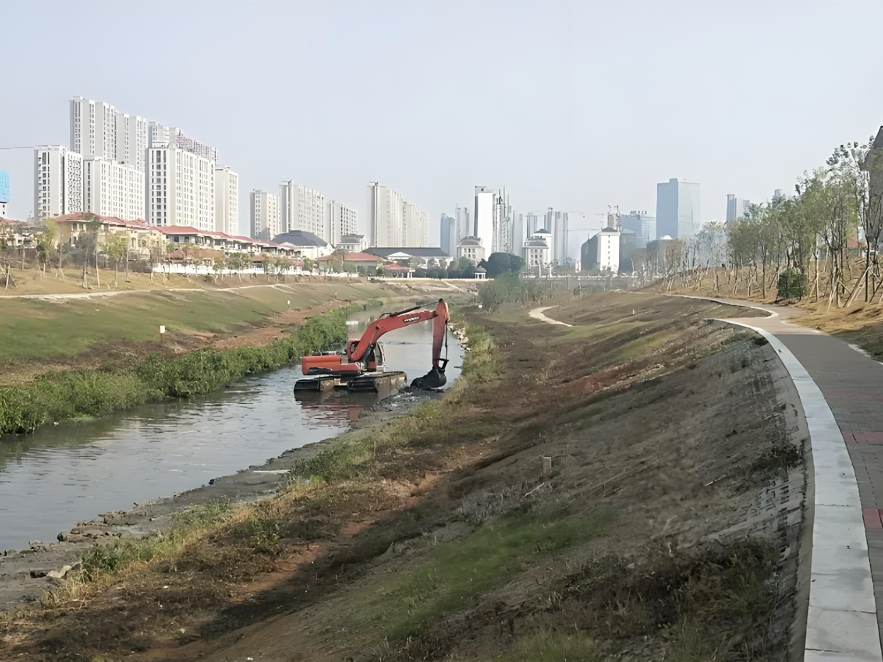 上海青浦區(qū)挖機清淤施工隊-沼澤地清淤后如何防止再次淤積？