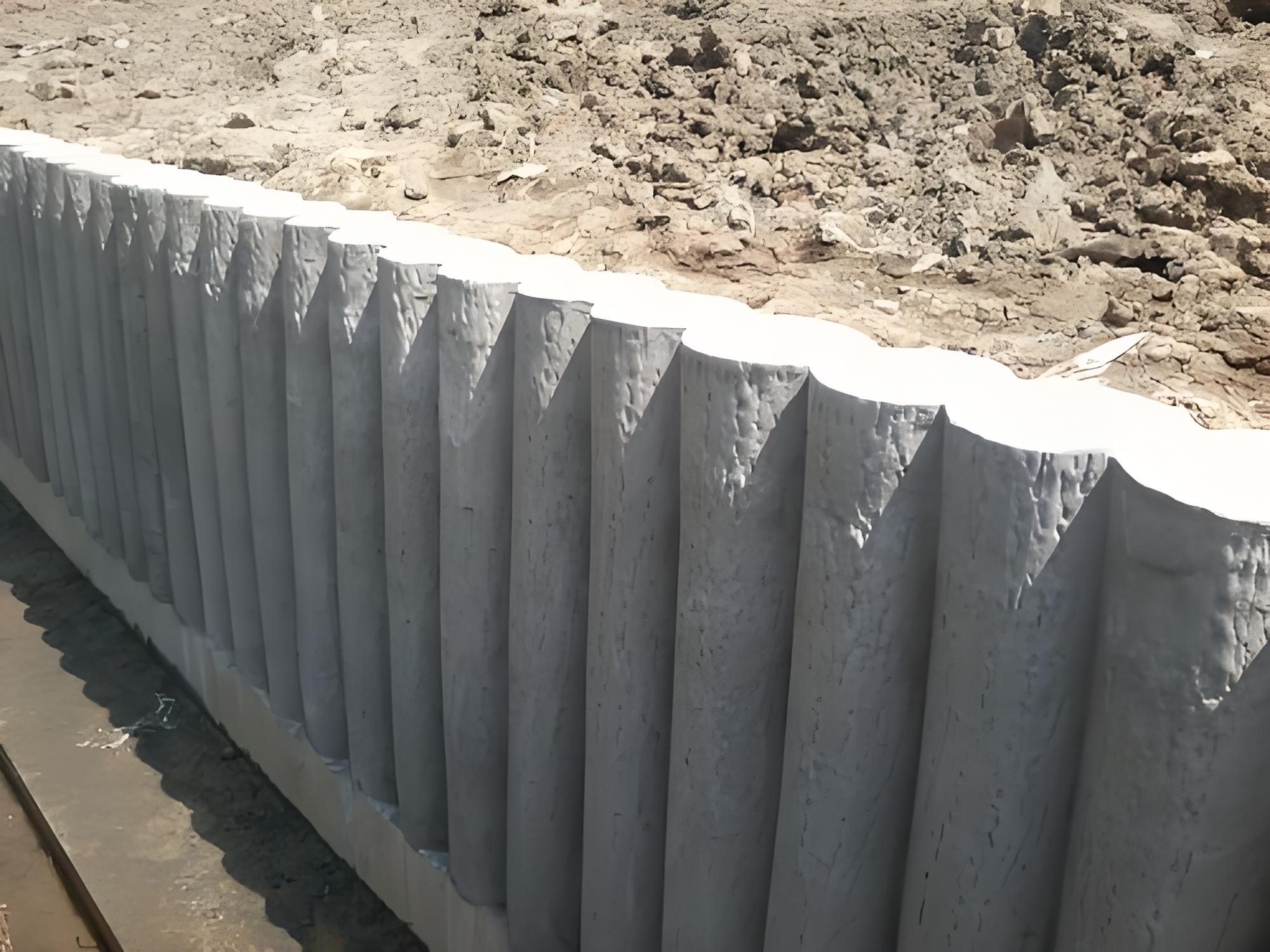 水泥樁批發(fā)廠家泓樺錦嘉-水泥仿木樁的樁適用哪些場景？