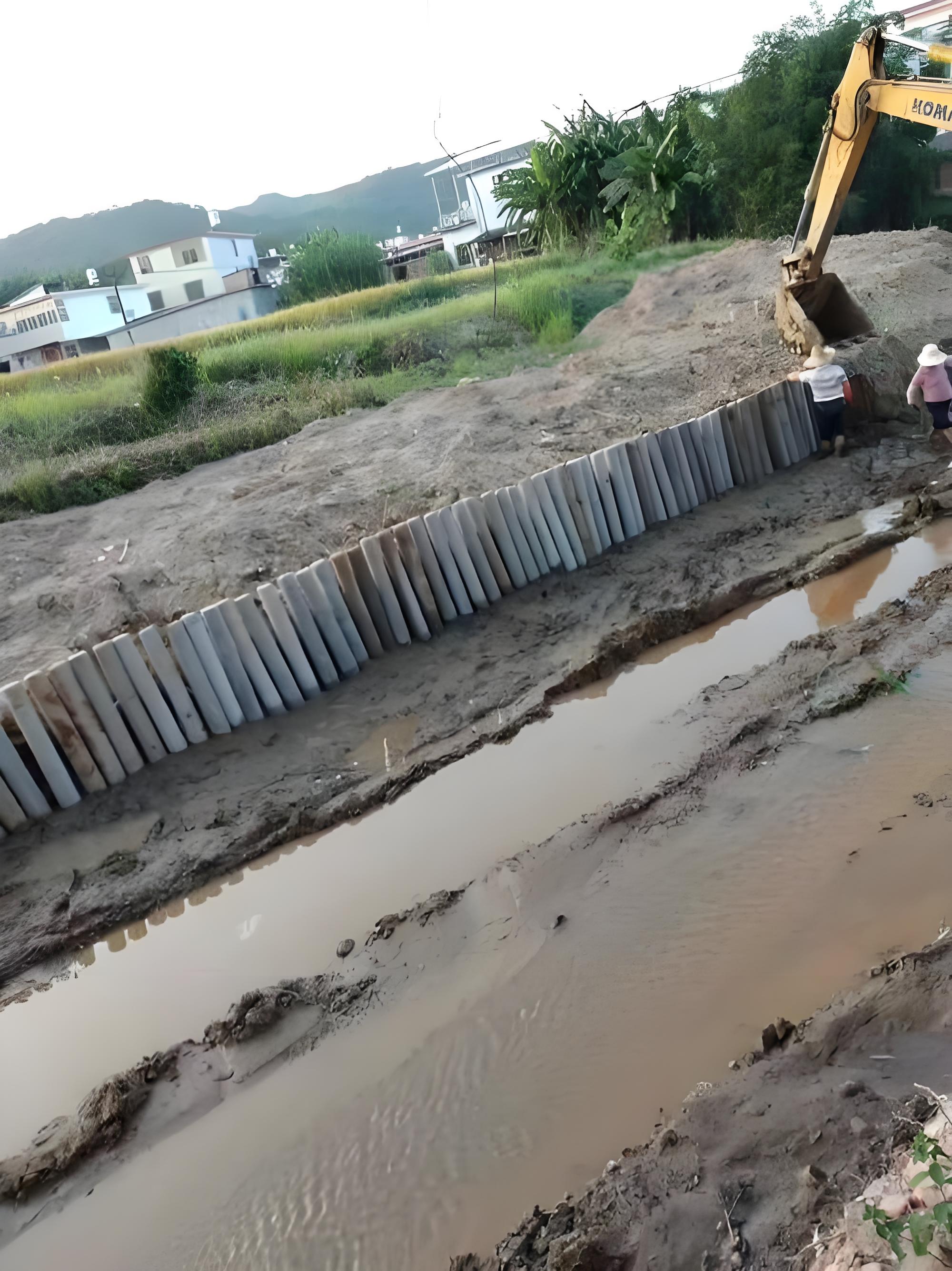 水泥樁廠家泓樺錦嘉-水泥樁在淤泥質(zhì)河床如何防沉降？